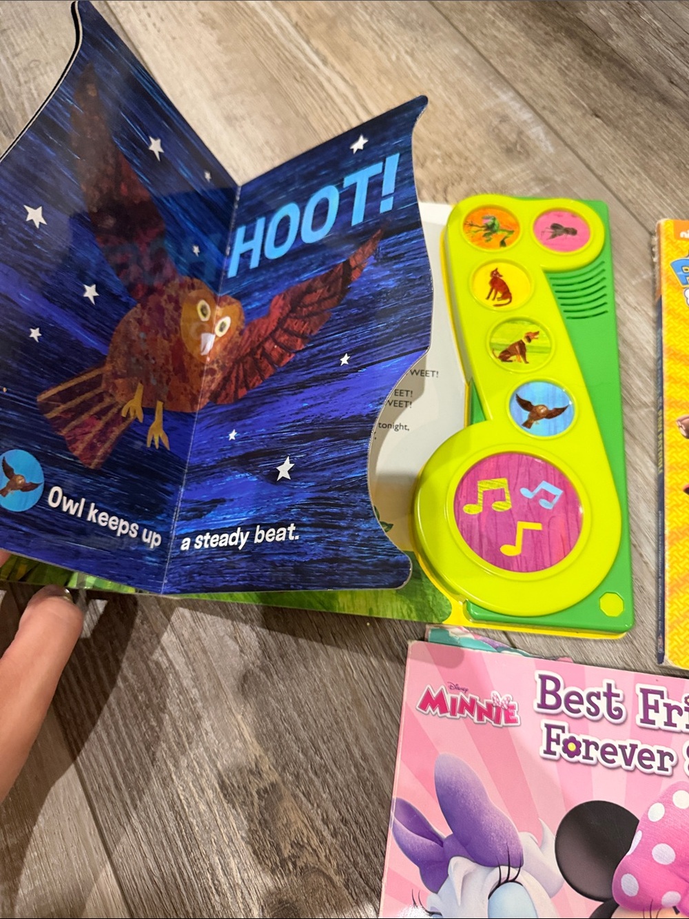 Interactive Sound Books - Picture 3 of 8